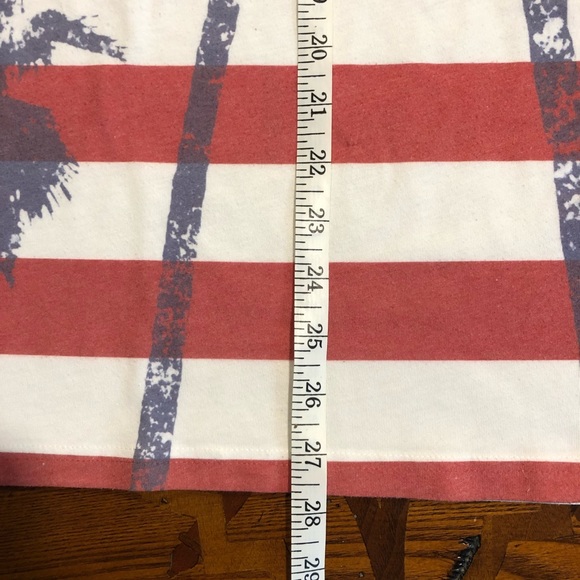 2 Men’s T-shirts - Picture 8 of 13